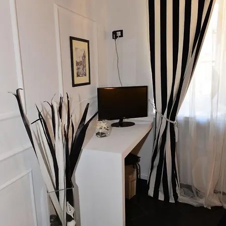 L'antica Dell'orso Πανσιόν Ρώμη